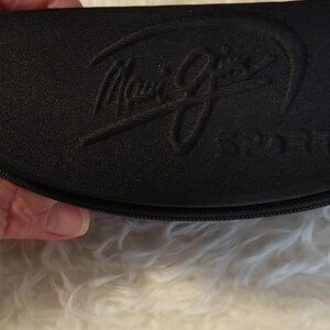 Maui Jim Sport Zip Around Sunglasses Case Black